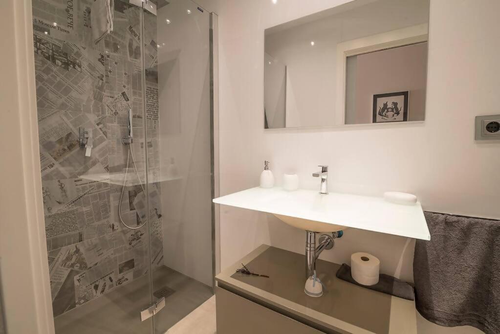 Apartamento Céntrico y actualizado con estilo Valencia Exterior foto
