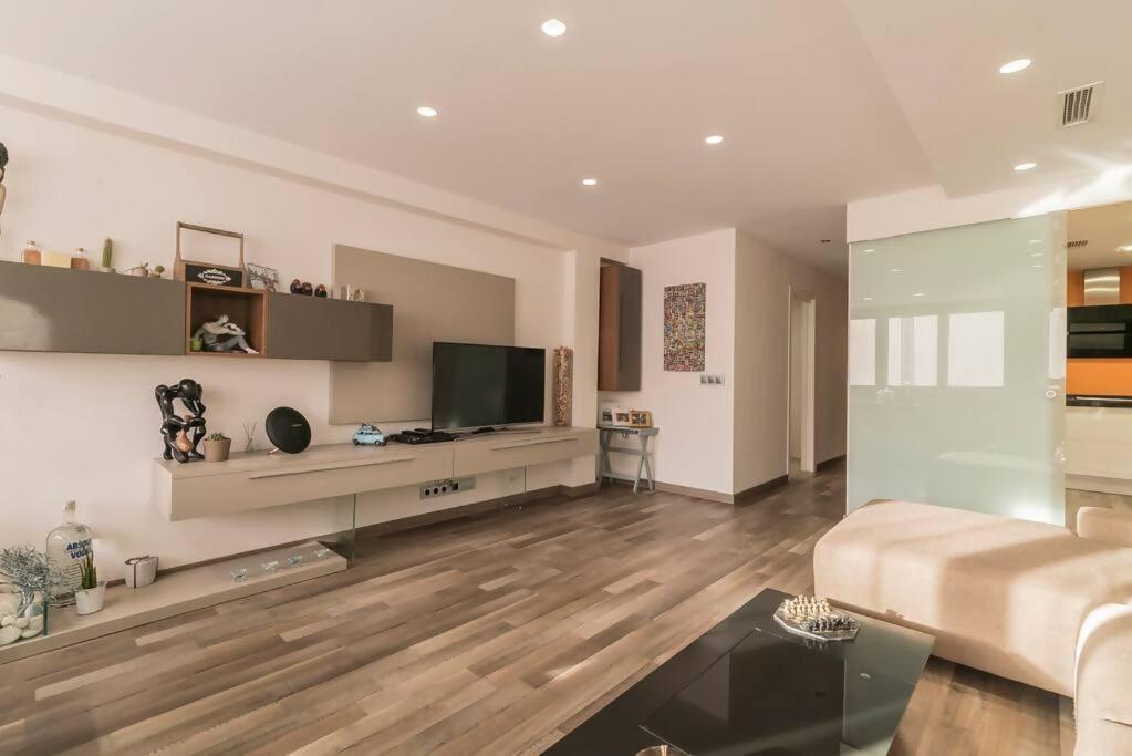 Apartamento Céntrico y actualizado con estilo Valencia Exterior foto